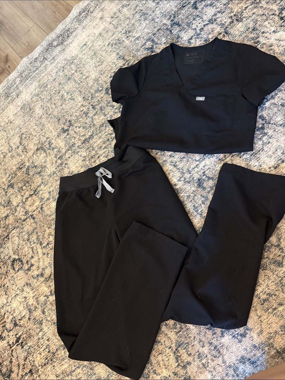 Women’s figs black size small set